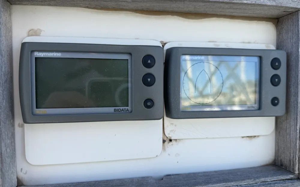 slider 4 Jeanneau Sun Odyssey 37