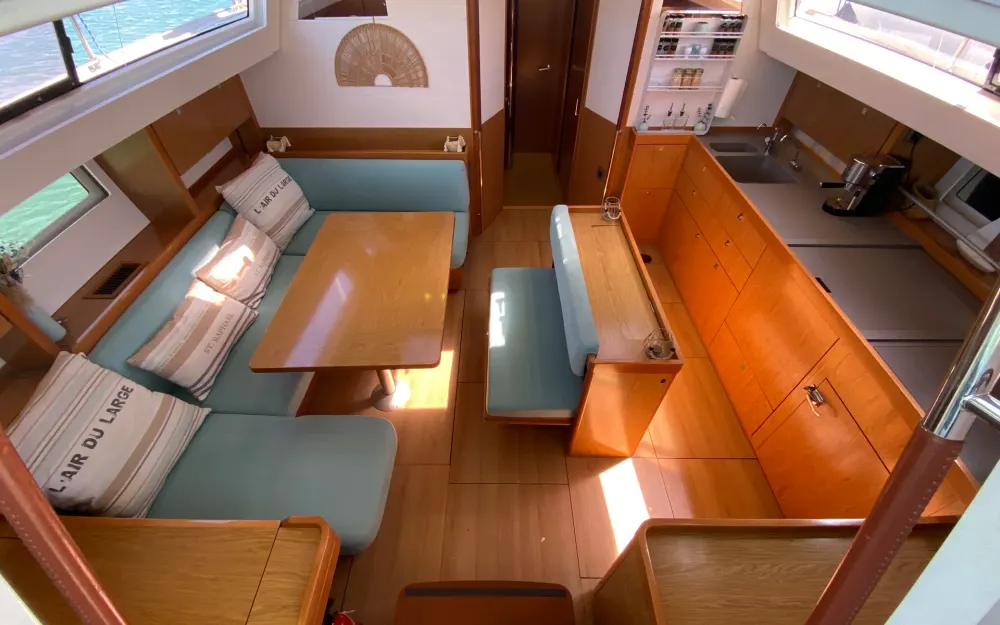 slider 14 Beneteau Sense 50