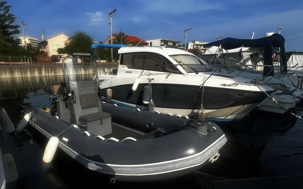 slider 11 3D Tender ST 550
