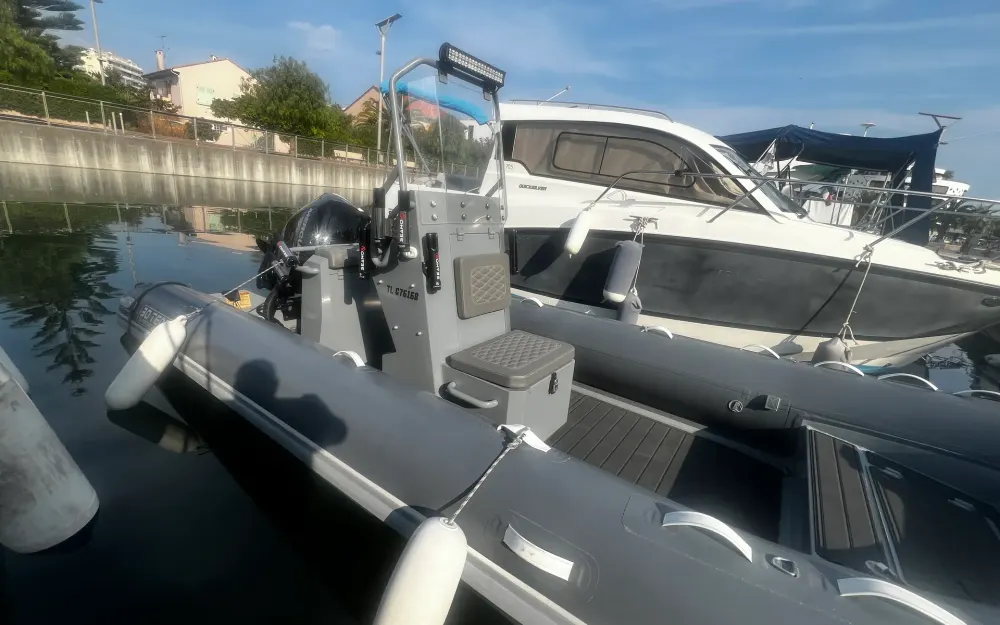 slider 1 3D Tender ST 550