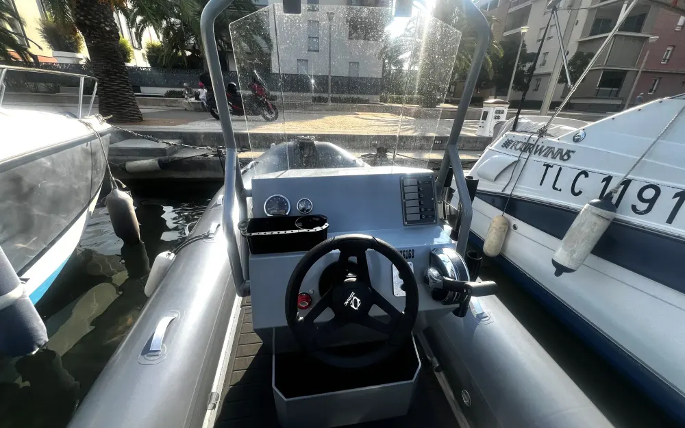 slider 5 3D Tender ST 550