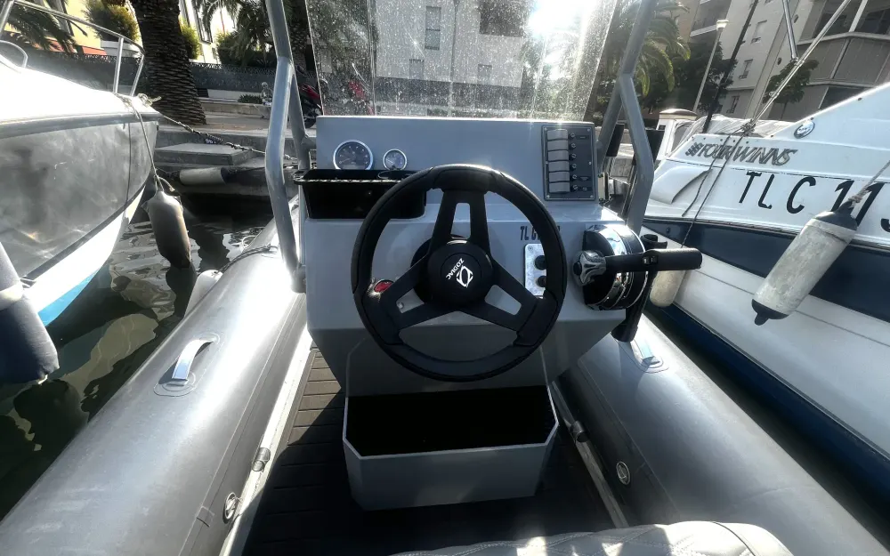slider 6 3D Tender ST 550