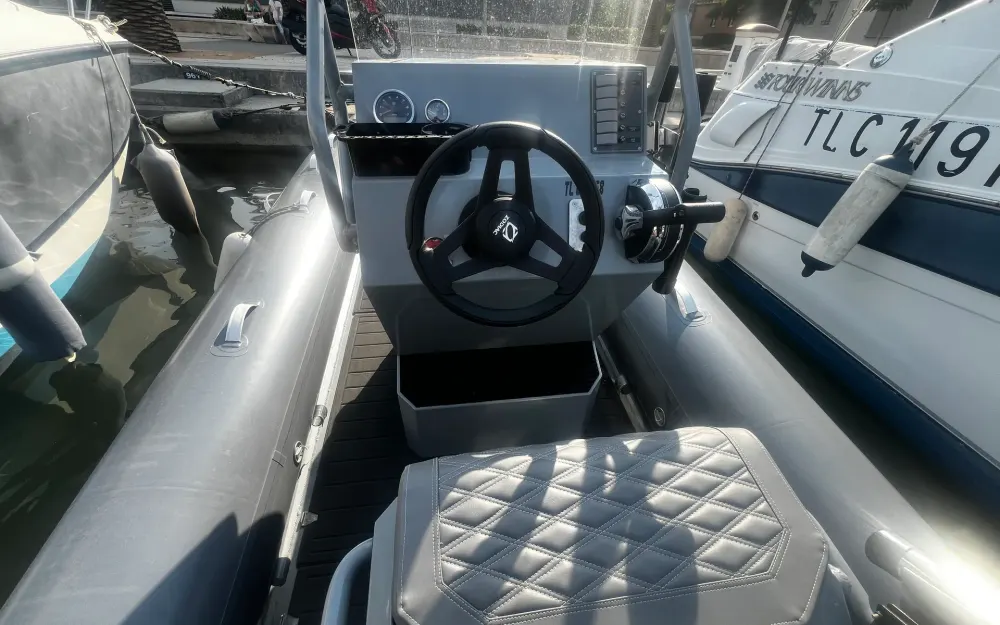 slider 7 3D Tender ST 550