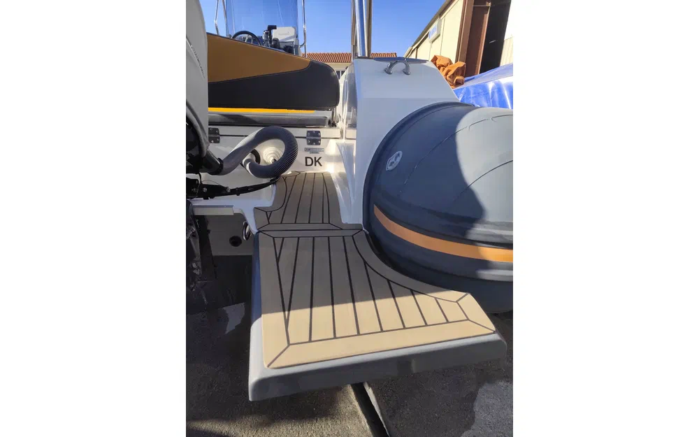 slider 20 Capelli Tempest 700