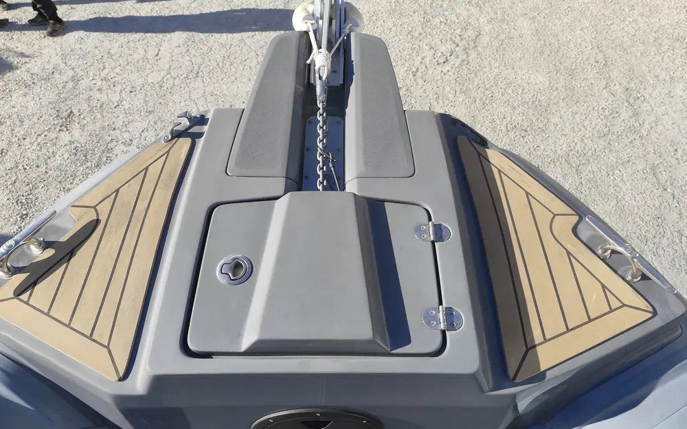 slider 25 Capelli Tempest 700