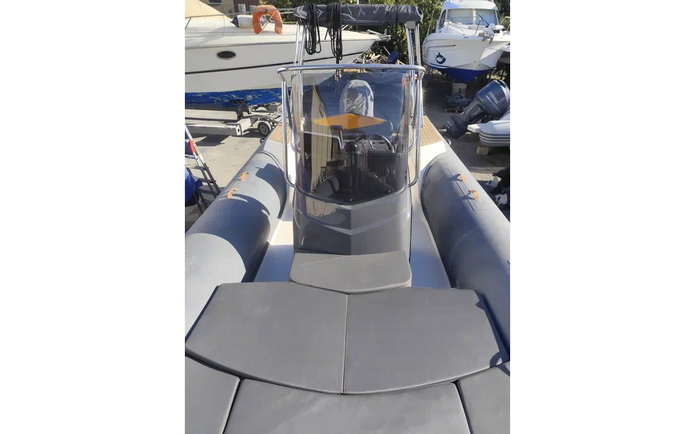 slider 26 Capelli Tempest 700