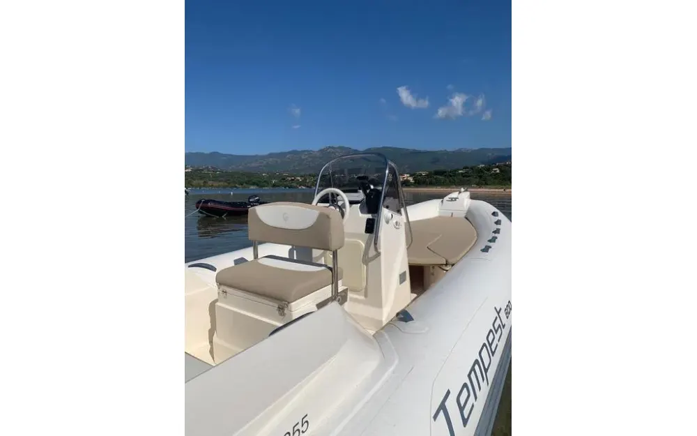 slider 1 Capelli Tempest 600Open