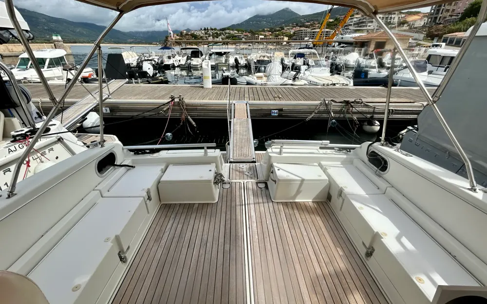 slider 5 Jeanneau Prestige 41