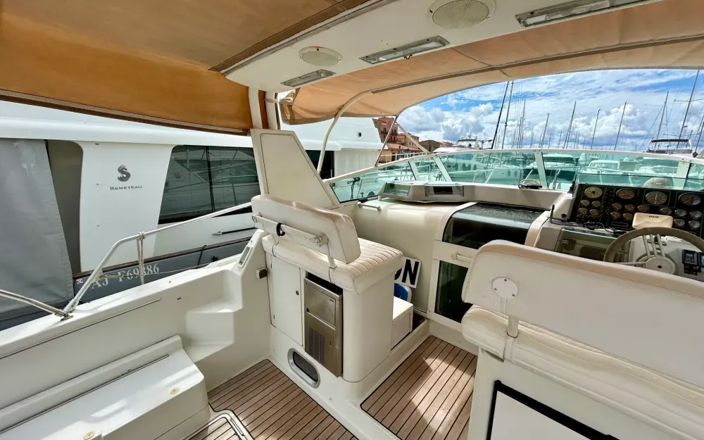 slider 23 Jeanneau Prestige 41