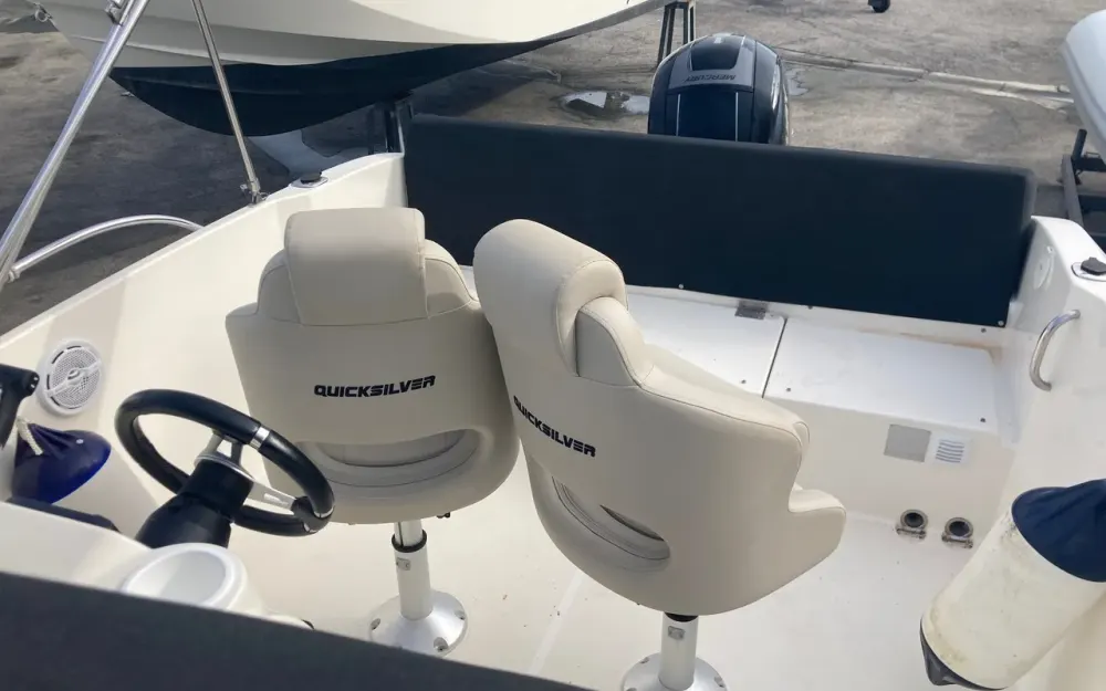 slider 7 Quicksilver Activ 675 Open
