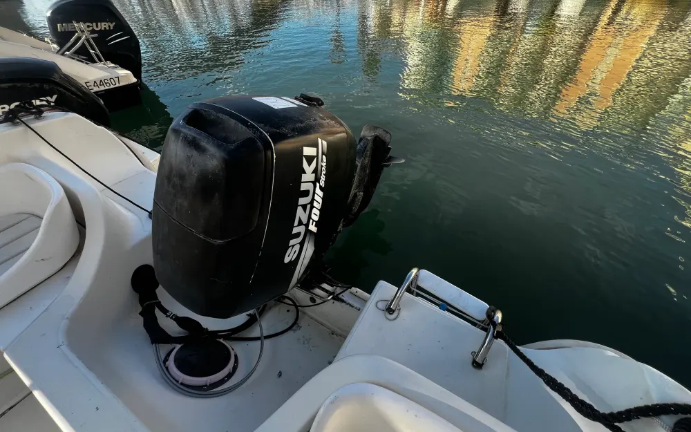 slider 16 Jeanneau Merry Fisher 580
