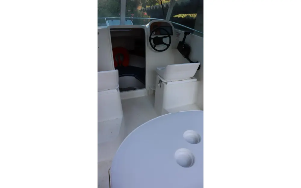 slider 4 Jeanneau Merry Fisher 580