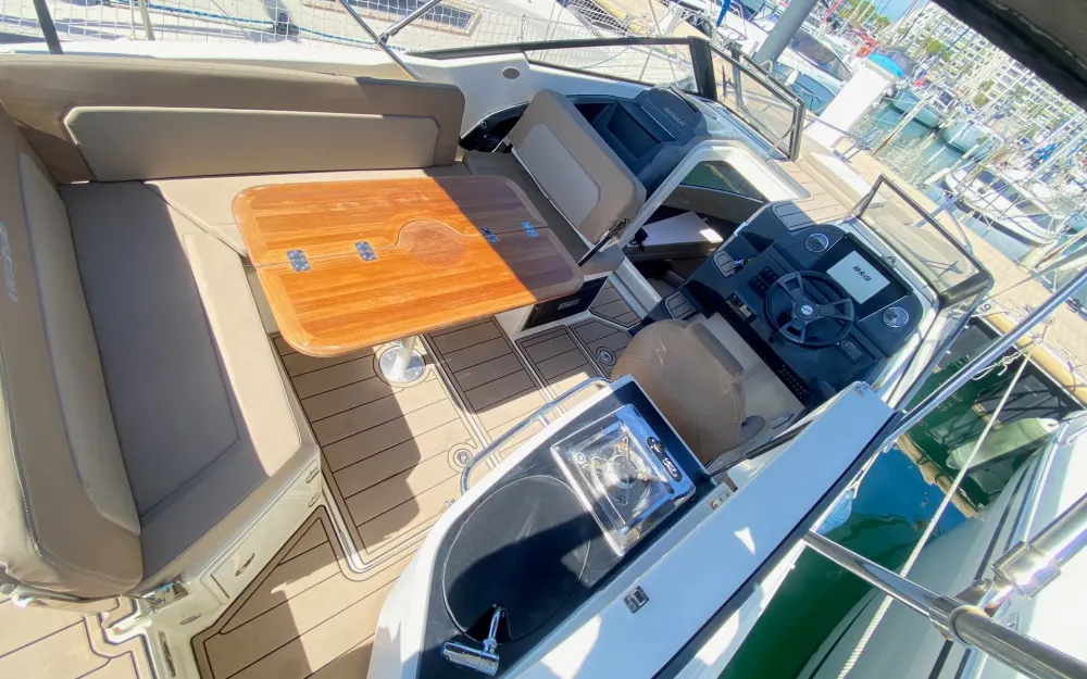 slider 17 Quicksilver Activ 755 Cruiser