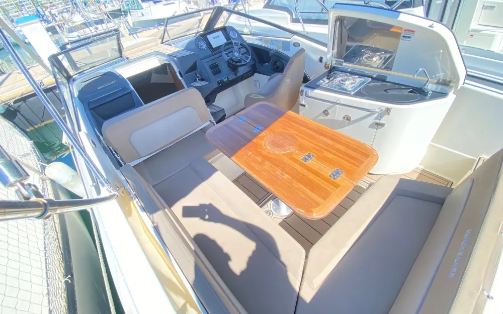 slider 20 Quicksilver Activ 755 Cruiser