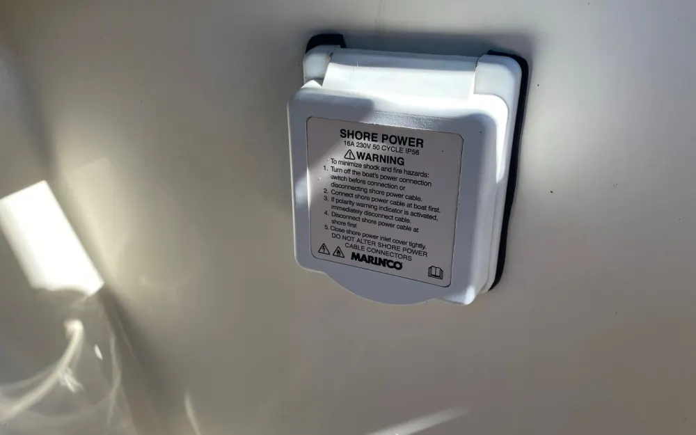 slider 6 Quicksilver Activ 755 Cruiser