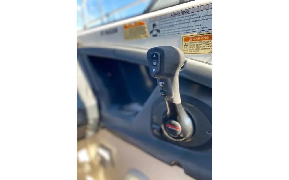 slider 7 Quicksilver Activ 755 Cruiser