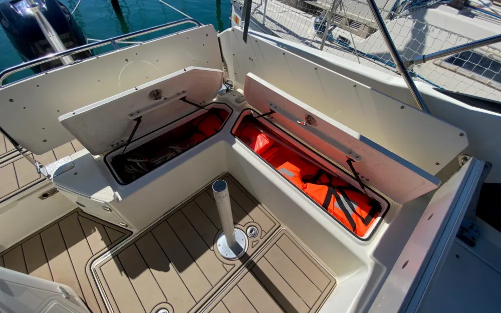 slider 3 Quicksilver Activ 755 Cruiser