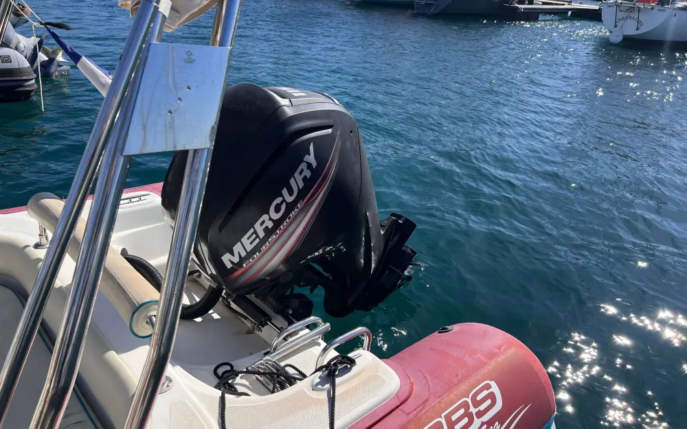 slider 8 MV Marine Mereva 570