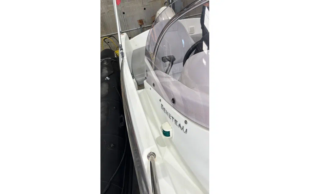 slider 3 Beneteau Flyer 650 Open Flyer 650 Sun Deck