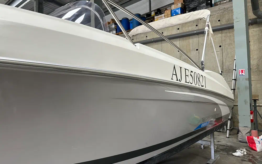 slider 6 Beneteau Flyer 650 Open Flyer 650 Sun Deck