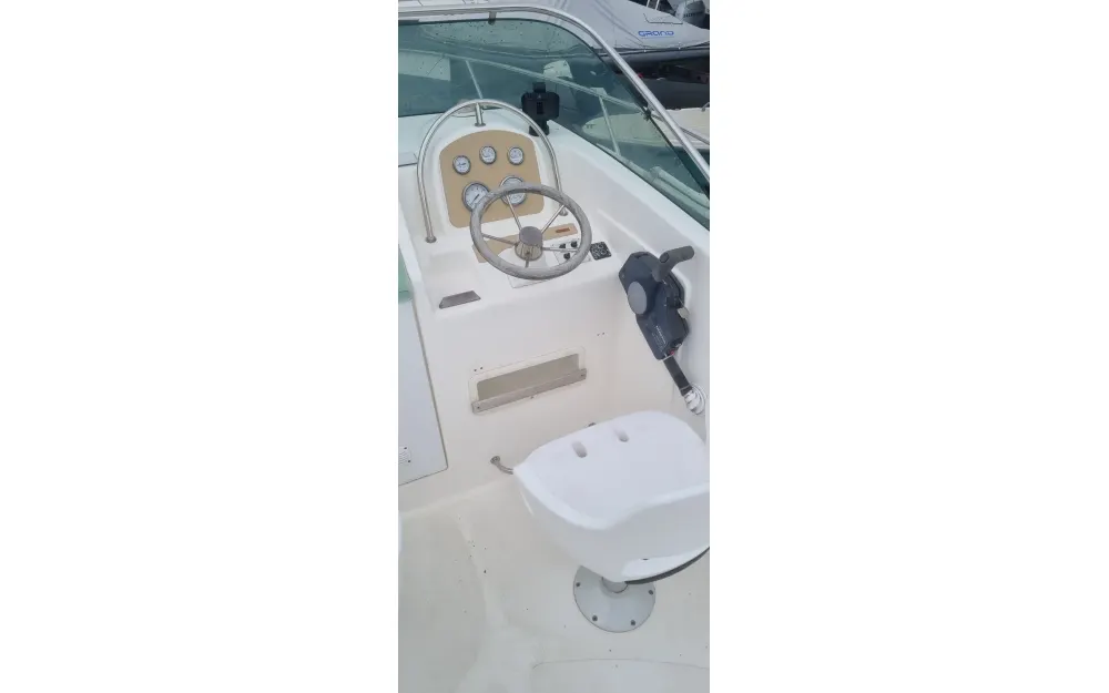 slider 3 B2 Marine CAP FERRET 650 CC