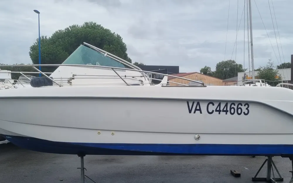 slider 6 B2 Marine CAP FERRET 650 CC
