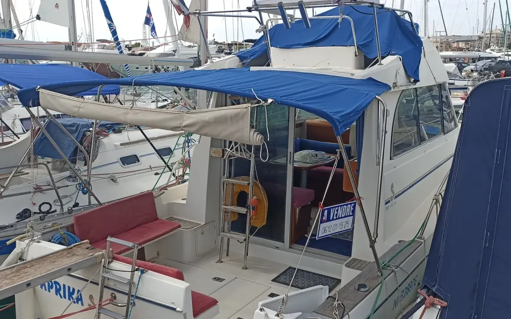 slider 3 Beneteau Antares 9 Fly