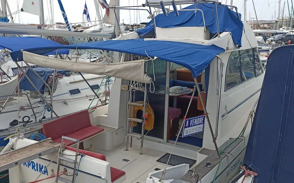 slider 3 Beneteau Antares 9 OB Antares 9 Fly