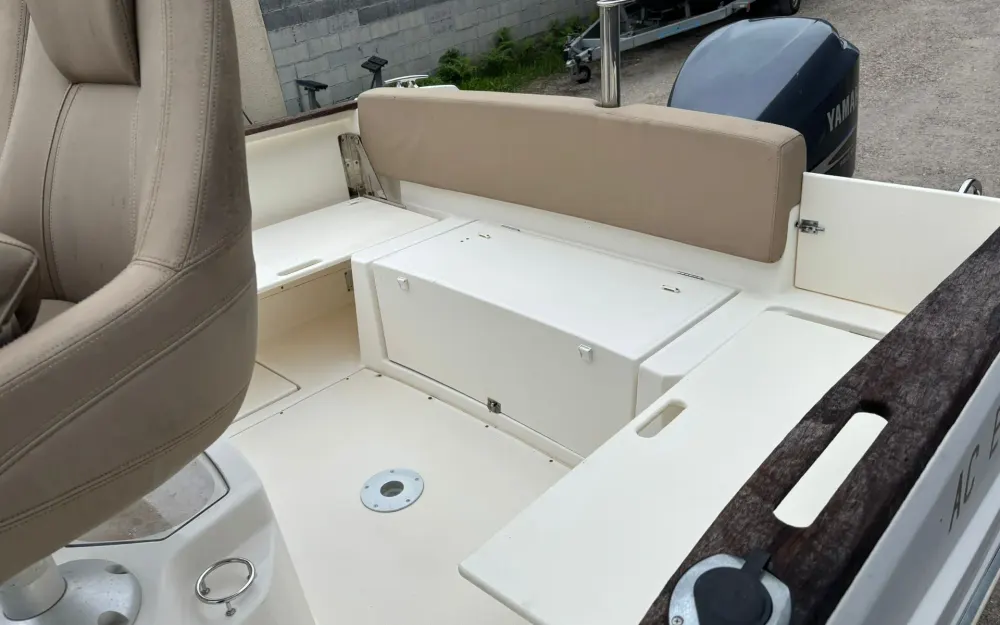 slider 15 Jeanneau Cap Camarat 7.5 CC