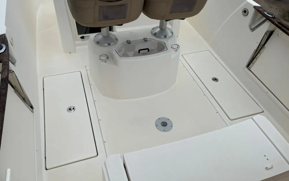 slider 17 Jeanneau Cap Camarat 7.5 CC