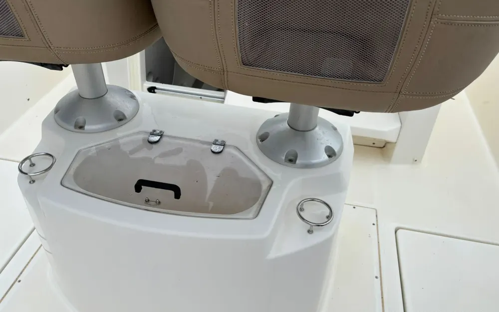 slider 22 Jeanneau Cap Camarat 7.5 CC