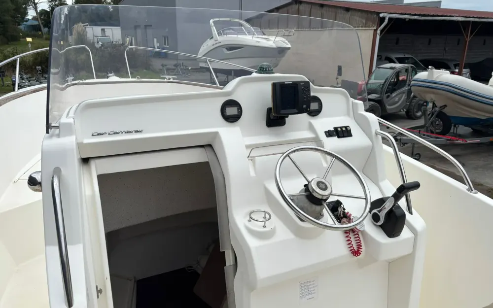 slider 23 Jeanneau Cap Camarat 7.5 CC