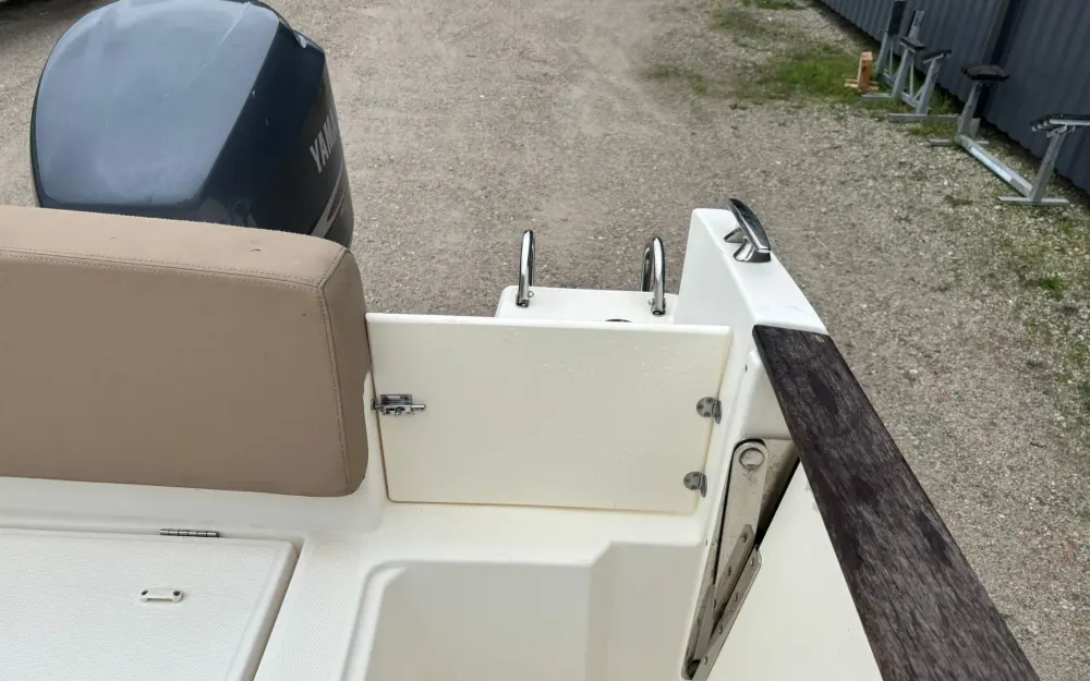 slider 30 Jeanneau Cap Camarat 7.5 CC