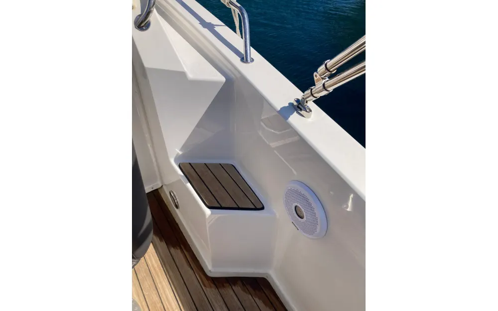 slider 2 Pacific Craft  650 WA