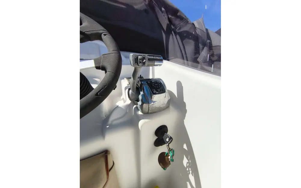 slider 15 B2 Marine Cap Ferret 752DC