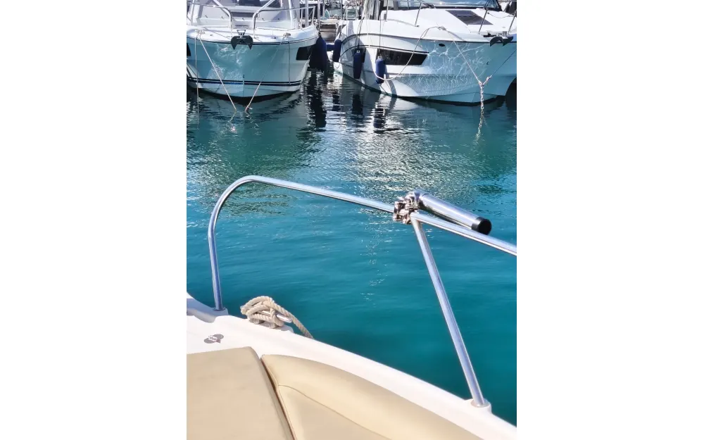 slider 22 B2 Marine Cap Ferret 752DC