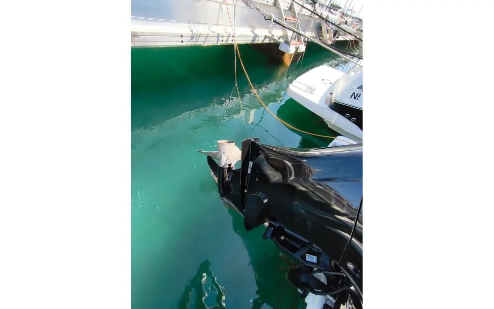 slider 26 B2 Marine Cap Ferret 752DC