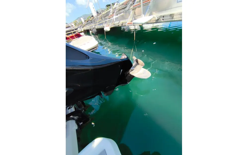 slider 27 B2 Marine Cap Ferret 752DC