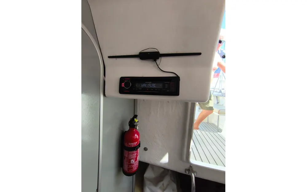 slider 8 B2 Marine Cap Ferret 752DC