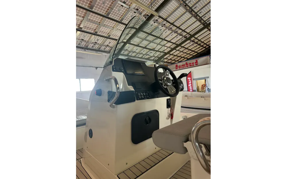 slider 6 Zodiac Medline 6.8 Neo