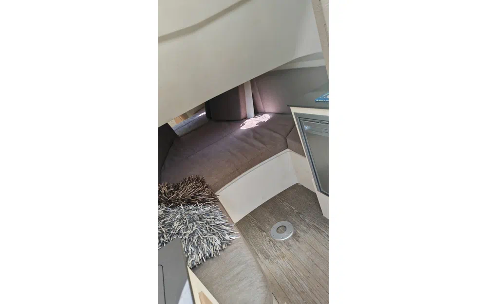 slider 5 Capelli Tempest 1000