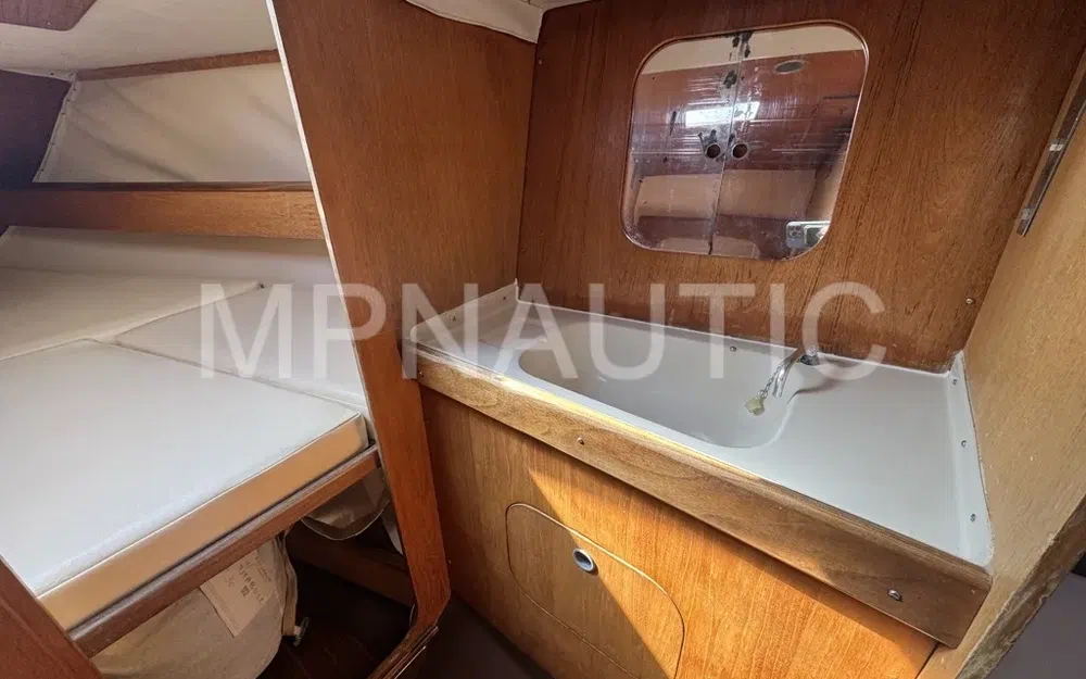 slider 8 Beneteau First 30