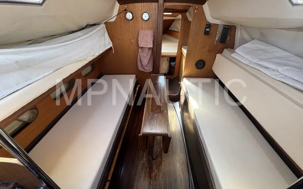 slider 10 Beneteau First 30