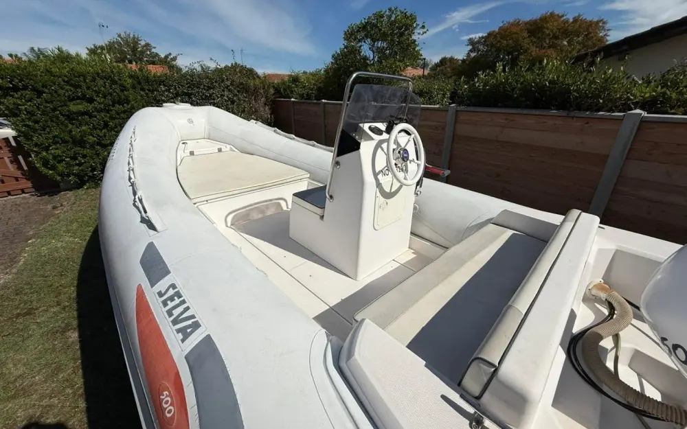 slider 8 Selva  D500
