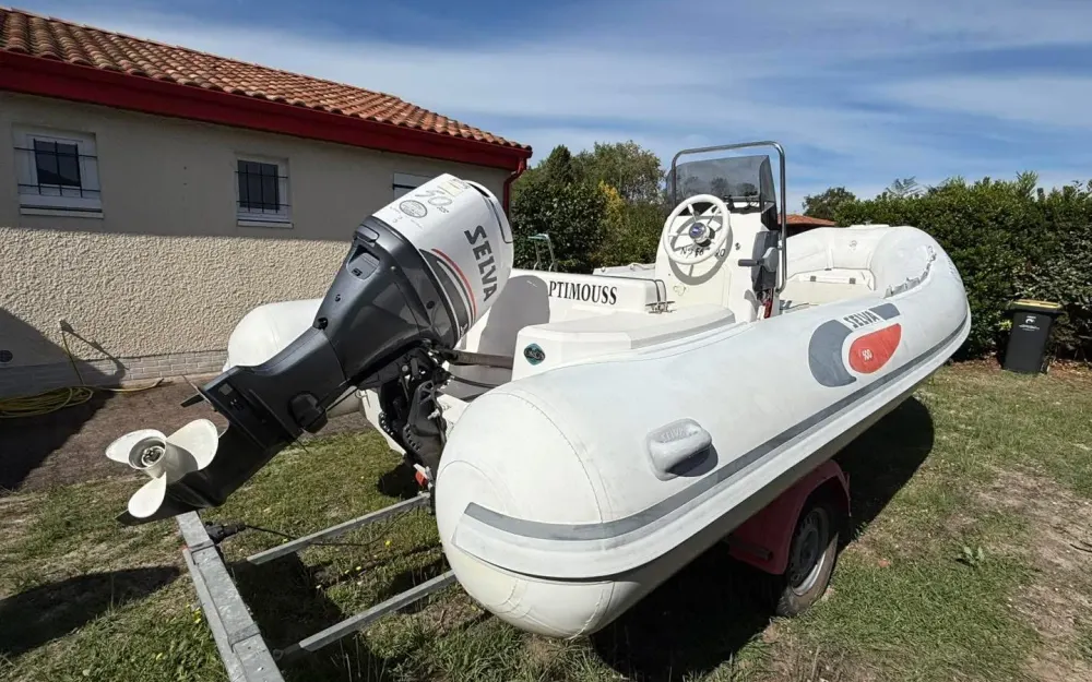 slider 4 Selva  D500