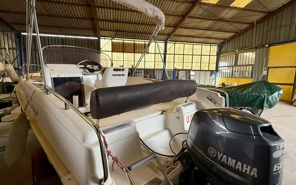 slider 11 B2 Marine Cap Ferret 552