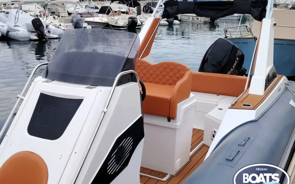 slider 0 Tiger Marine Tiger 850 Open