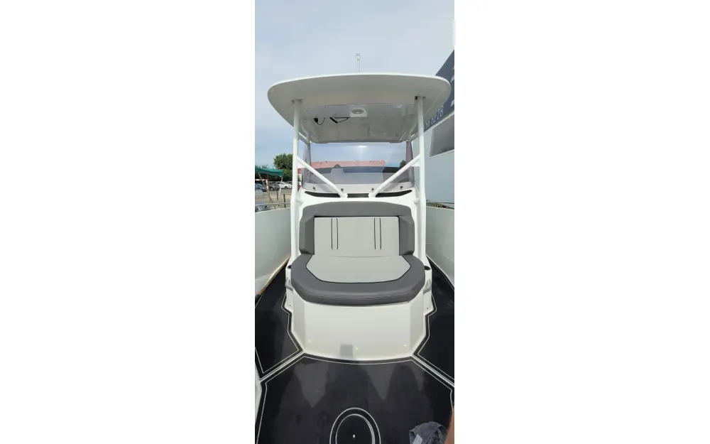 slider 4 Jeanneau Cap Camarat 7.5 CC Serie 3