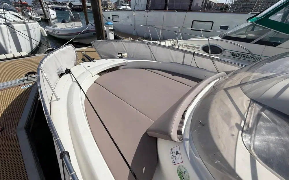 slider 3 Jeanneau Cap Camarat 715