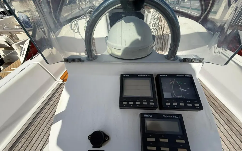 slider 11 Beneteau Oceanis 331 Clipper